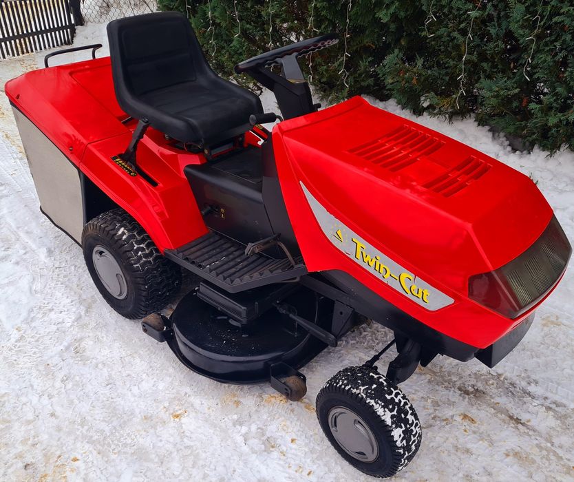 Traktorek kosiarka Castel Garden twin cut silnik 16km pompa manualna