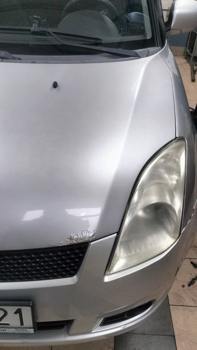 Suzuki Swift mk6 maska.