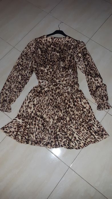 Nowa sukienka elegancka wyjściowa S panterka brąz beż By Clara