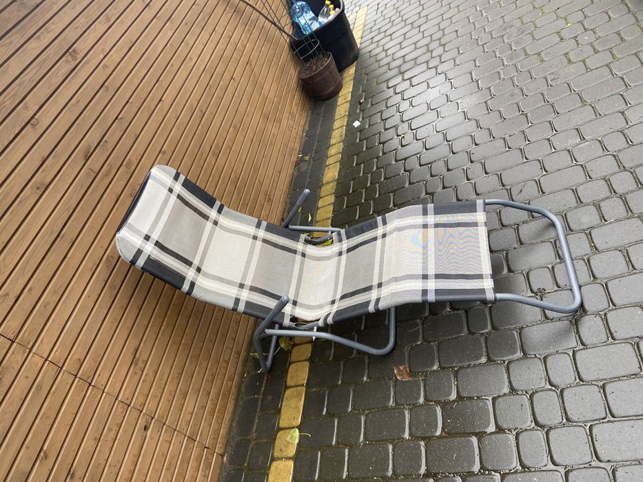 Leżak plażowy dobry