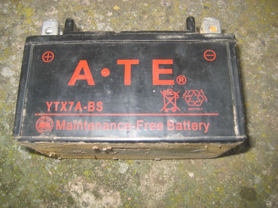 Акумулятор гелевий АКБ від скутера 12V 7A під відновлення