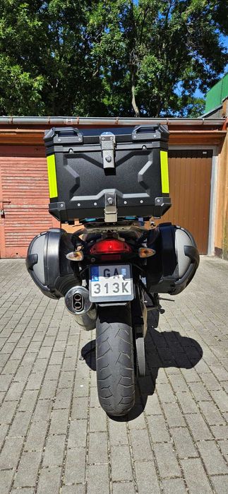 BMW F800ST motocykl turystyczny.