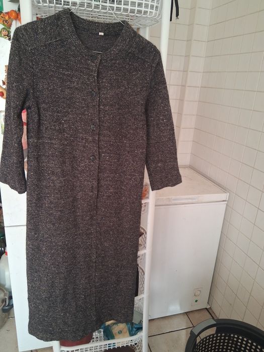 Roupa mulher,pouco uso. Cada peça a 1€