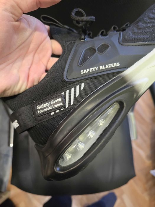 Захисне робоче взуття кросівки BakerBlazers  46-47 30-31см метал носок