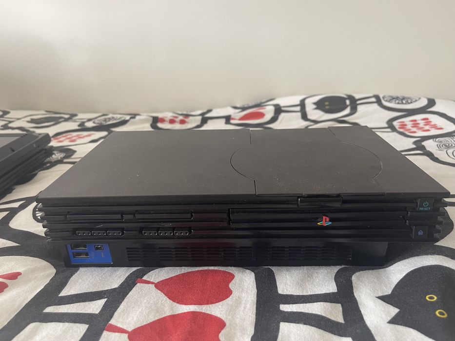 PlayStation 2 Fat64750582936705120