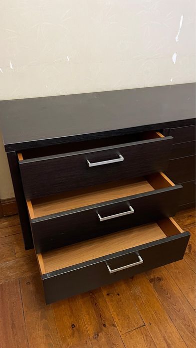 Cómoda com 10 gavetas
