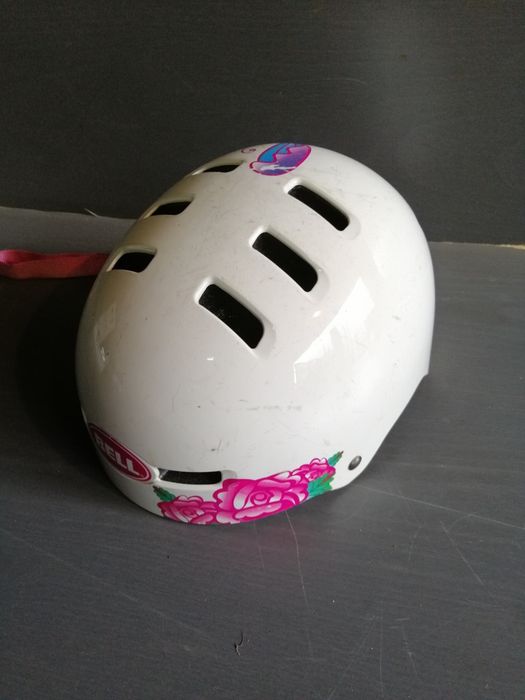 Kask Bell skate rolki narty snowboard