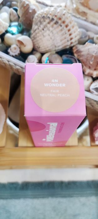 Podkład benefit porefessional foundation 4N WONDER  fair neutral peach