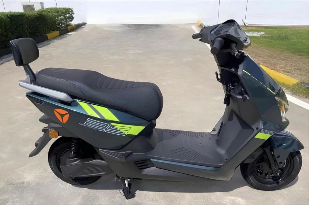 Електричний мопед Yadea GT25 1400W 72V 23Ah графеновий новий