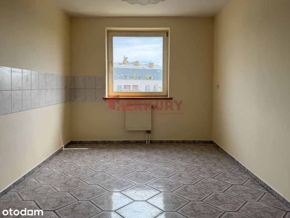 Krzyki | Balkon | Cisza i zieleń | do odnowienia