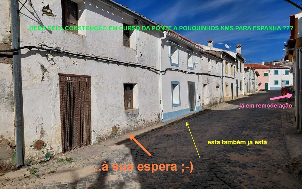 Moradia T2 Montalvão (Preço de Saldos  / Facilid(s). PAGAMENTO / Ponte de Ligação a Espanha em execução)