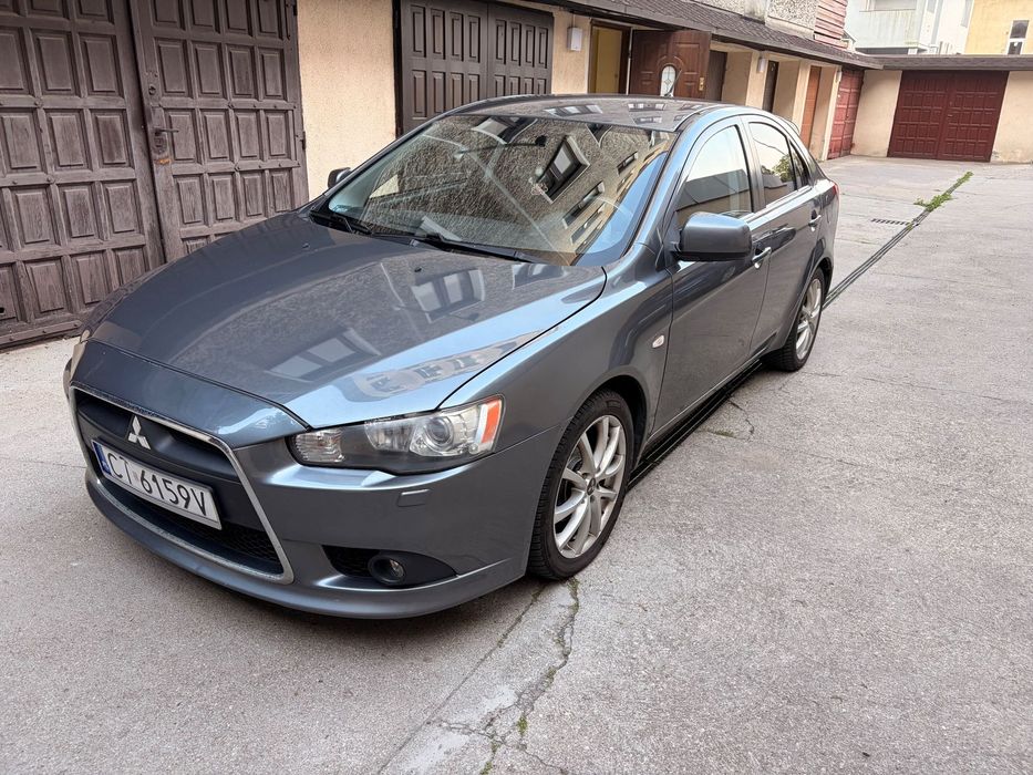 Mitsubishi Lancer