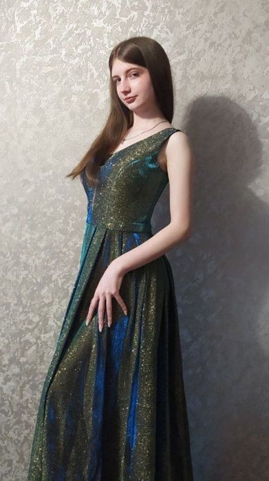 Випускна сукня вечірня