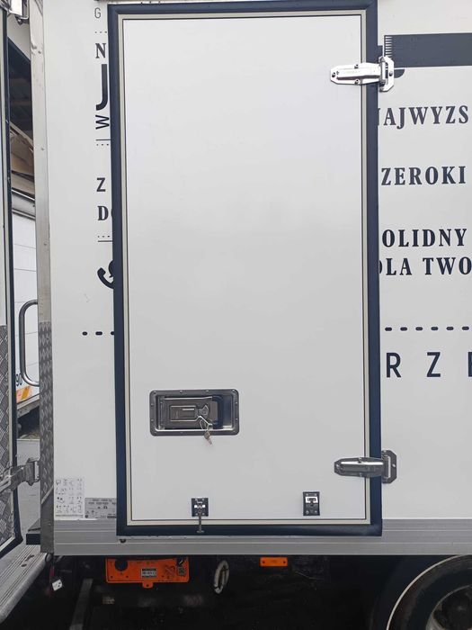 Drzwi izotermiczne montaż ,sprzedaż , remont izoterm , drzwi izoterma