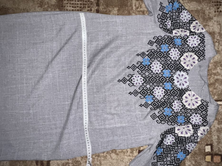 Вишите плаття. Вишиванка