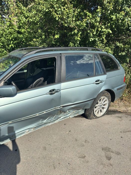 BMW 318I Турінг 2002
