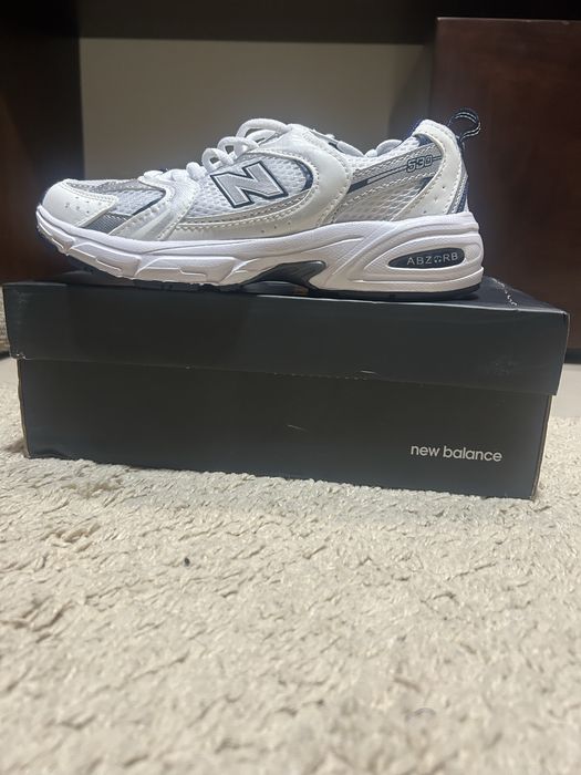 Sapatilhas novas New Balance 530