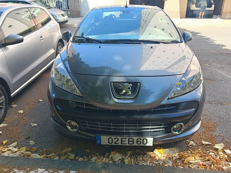 Peugeot 207 CC 1.6 HDi FAP foto 4