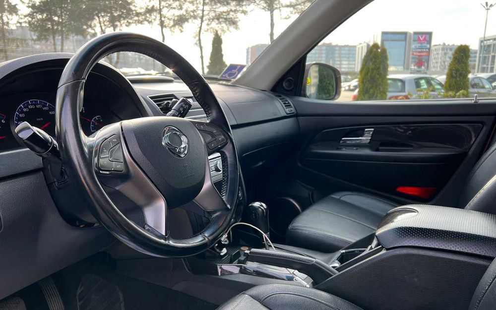 SsangYong Rexton 2015