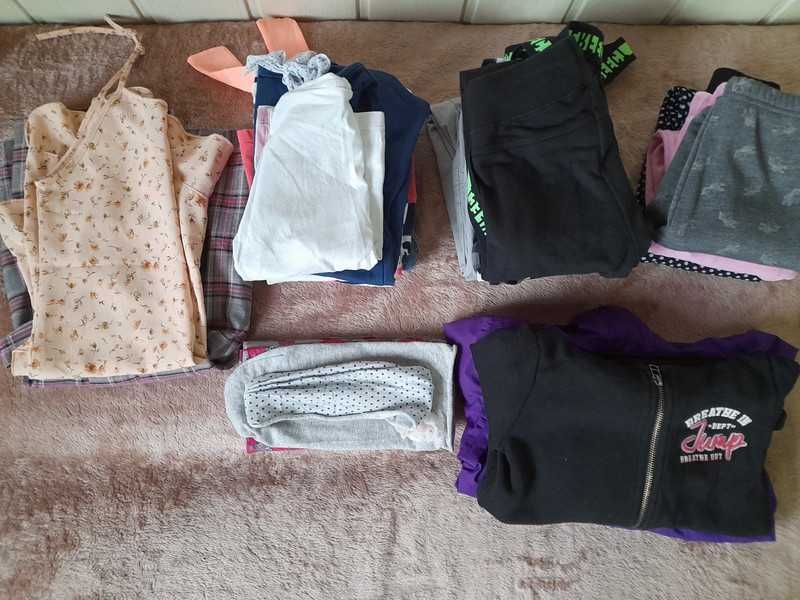 Paka ubrań dla dziewczynki 128