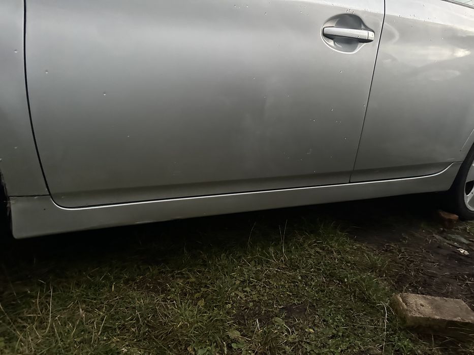 Накладка порогу порога молдінг лівий Toyota Prius 1.8 XW30 09-15