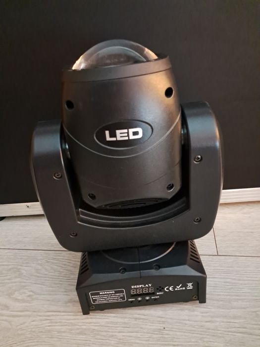 2 x ruchoma głowa 60 W wraz ze statywami