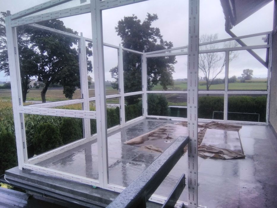 Altana oszklona, biała kompletna