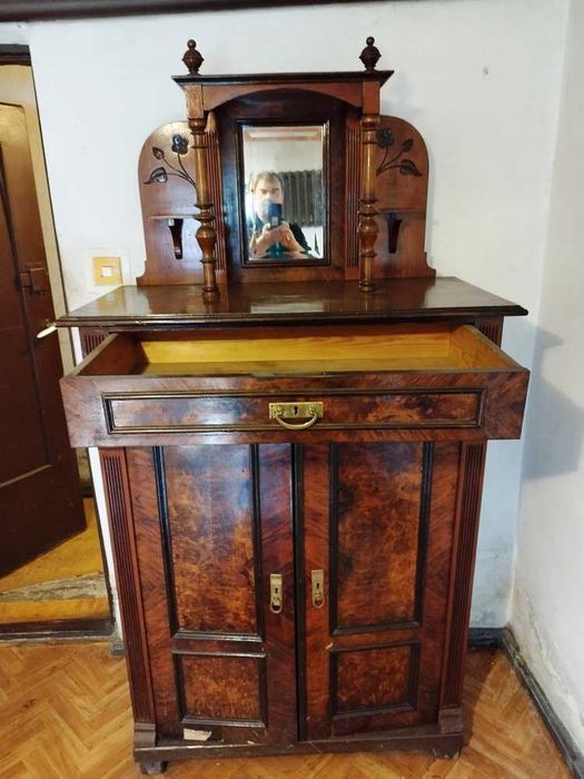 komoda bieliźniarka pomocnik