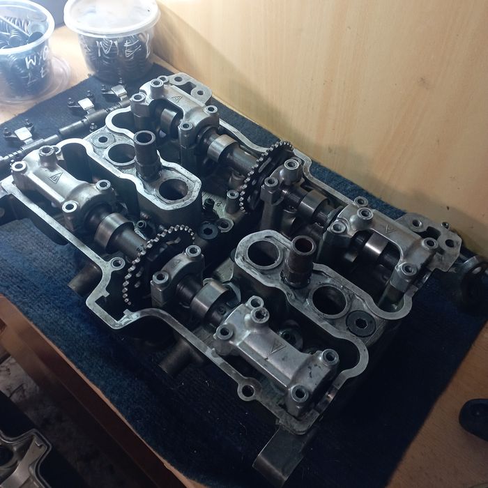 Головка Блока Циліндрів suzuki bandit gsf400