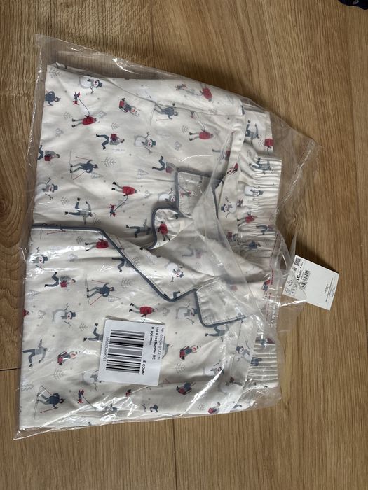 Piżama świąteczna 110/116 reserved