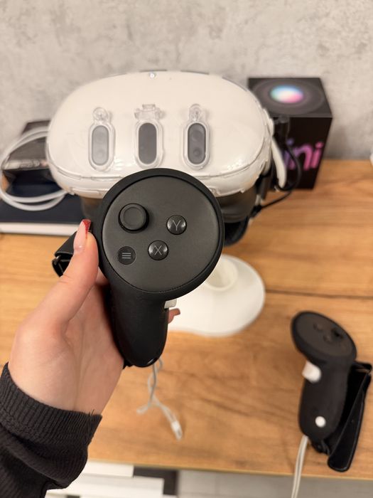 Продам срочно Meta quest 3 512gb