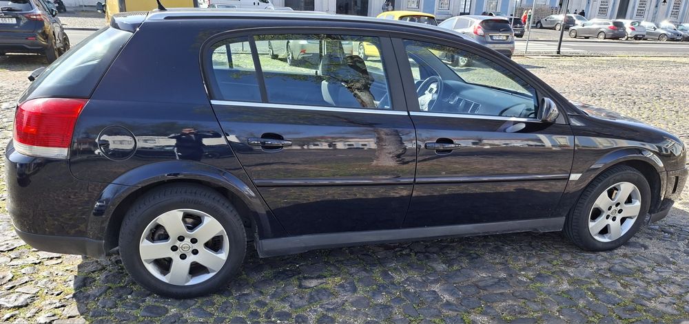 TOP/Opel signum 2.2 DTI/2003