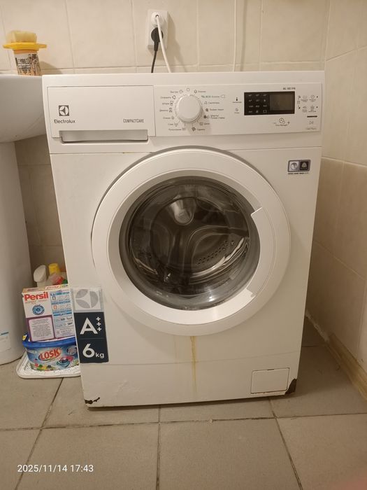 Пральна машина Electrolux CompactCare (PerfectCare 600), 6 кг, 1000 об