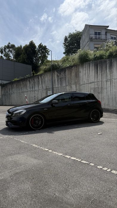 Mercedes A45 AMG facelift 381cv