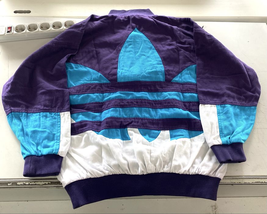 Олімпійка адідас ретро рейв куртка адидас ветровка adidas zne rap og napapijri rainforest кофта джордан зипка бейп jordan air bepe спорт усл хип хоп