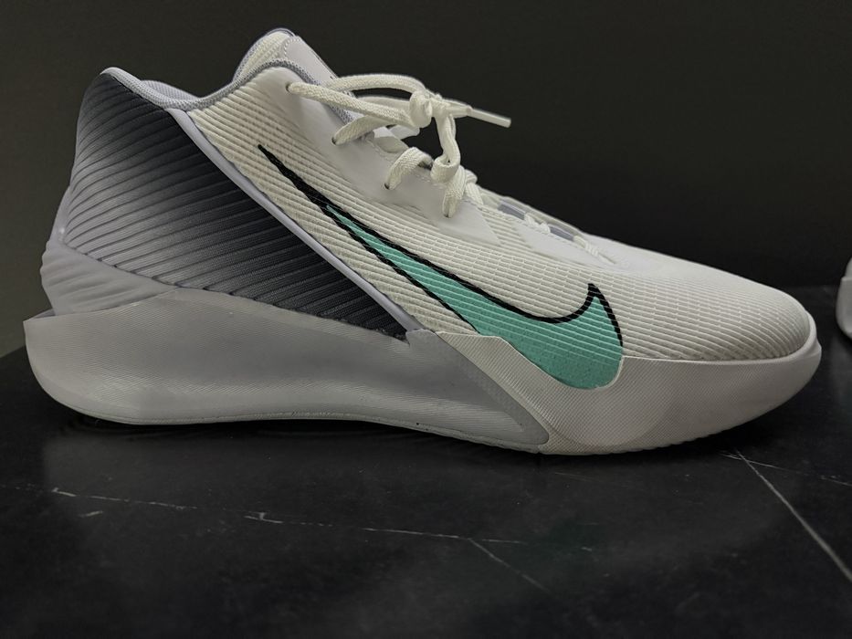Nike G.T. Jump Academy do koszykowki badz silownie