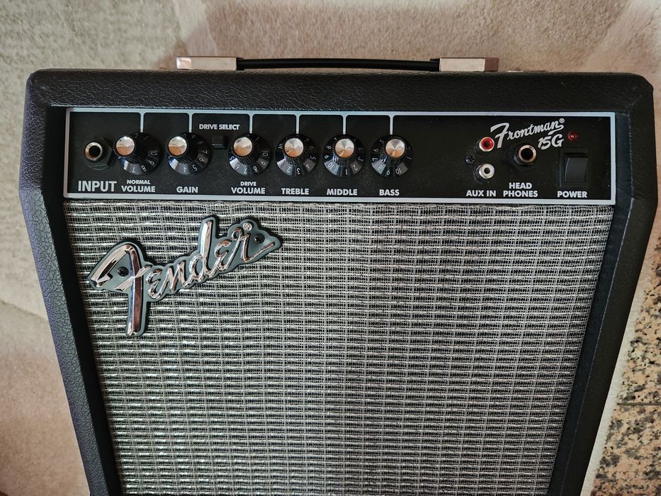 Fender Frontman 15G (Amplificador de Guitarra) - Como Novo