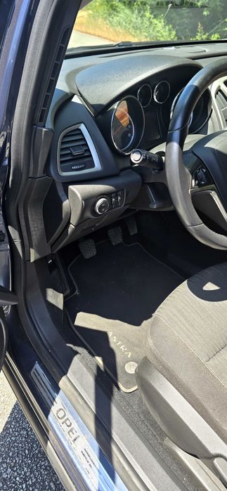 Opel Astra — fotografia 4