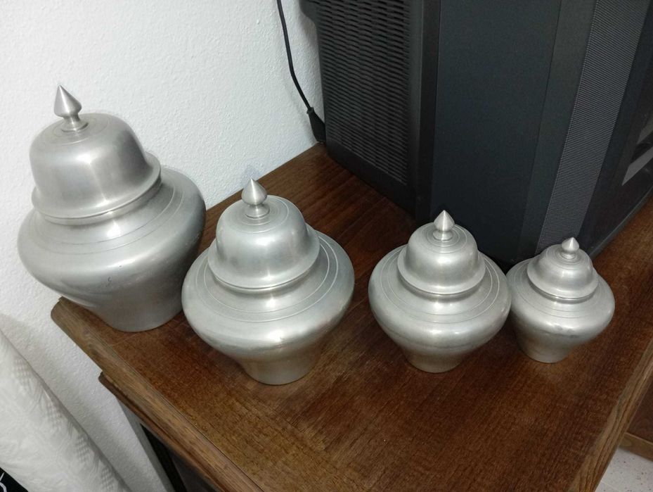 Pontes de decoração, em estanho