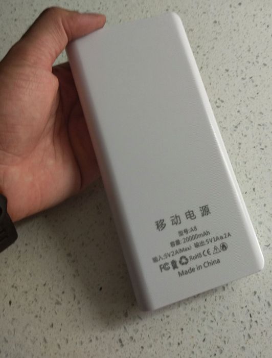 Powerbank com Grande Capacidade - Branco 17000mAH