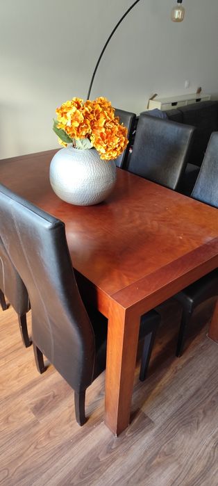 Mesa sala de jantar + cadeiras