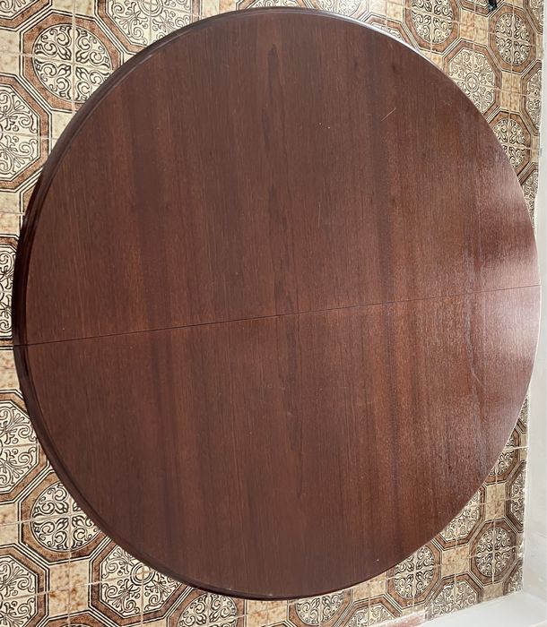 Mesa extensivel Madeira Maciça + 4 Cadeiras
