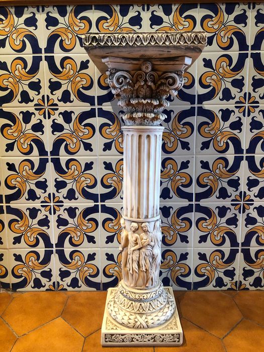 Coluna Decorativa