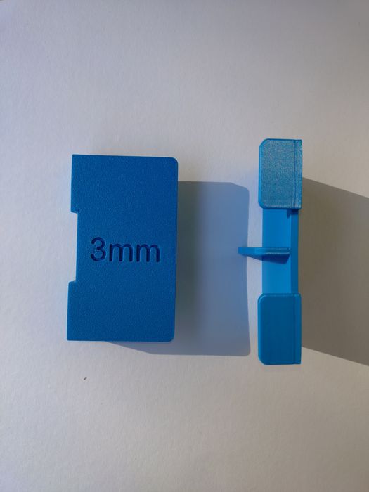 Dystanse do frontów meblowych 3mm