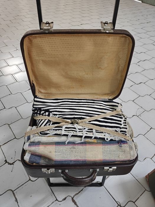 Mala antiga de viagem