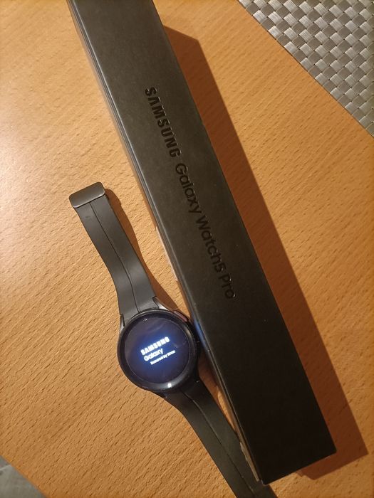 Samsung Galaxy watch 5 pro