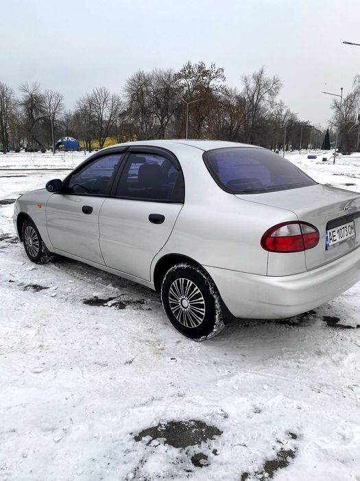 Автомобиль ДЕО СЕНС 1,3