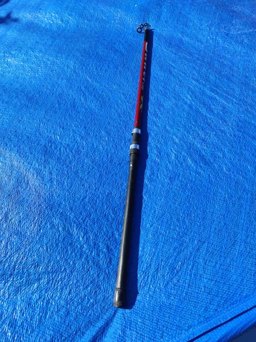 Удилище четырех метровое и трех