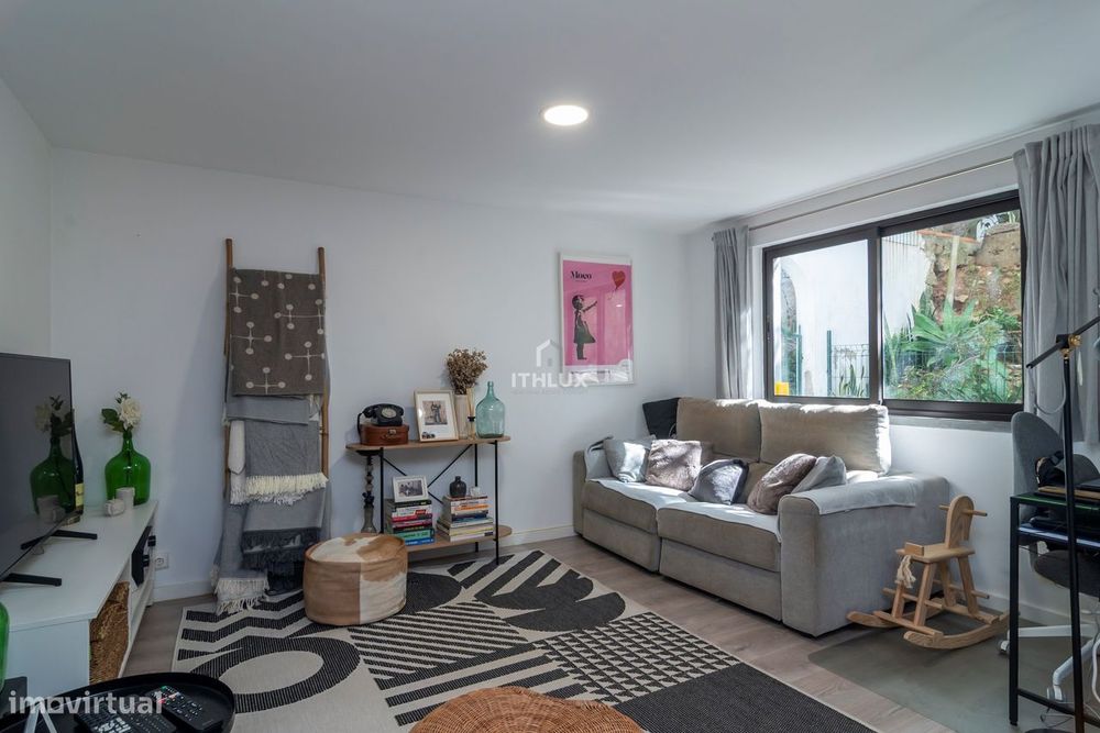 Apartamento com Fantástico Terraço em Cascais