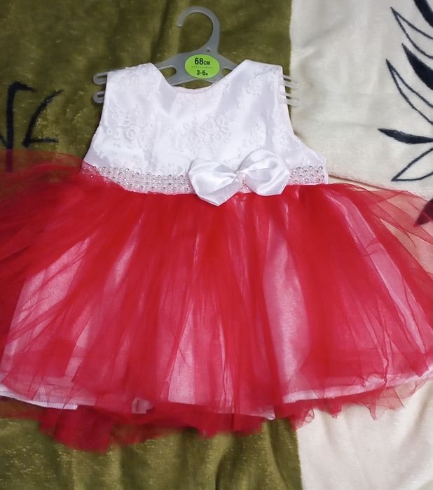 Продам святкову сукню,плаття,платечко